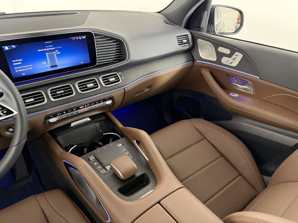 2025 Mercedes-Benz GLE-Class Image 15