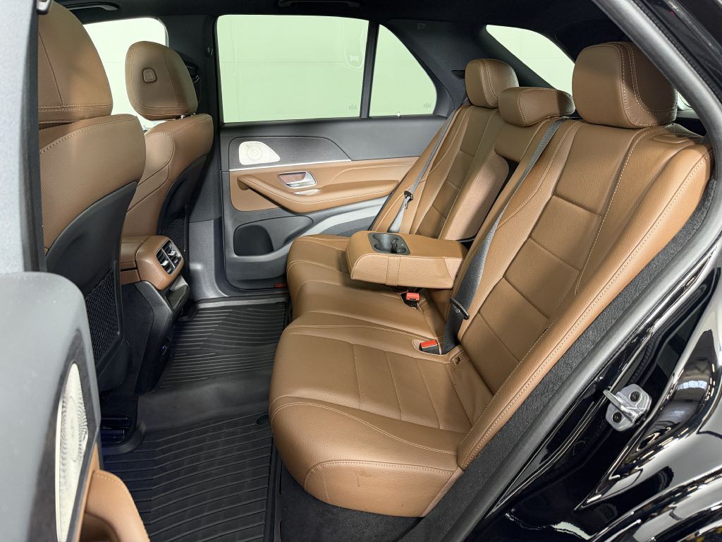 2025 Mercedes-Benz GLE-Class Image 18