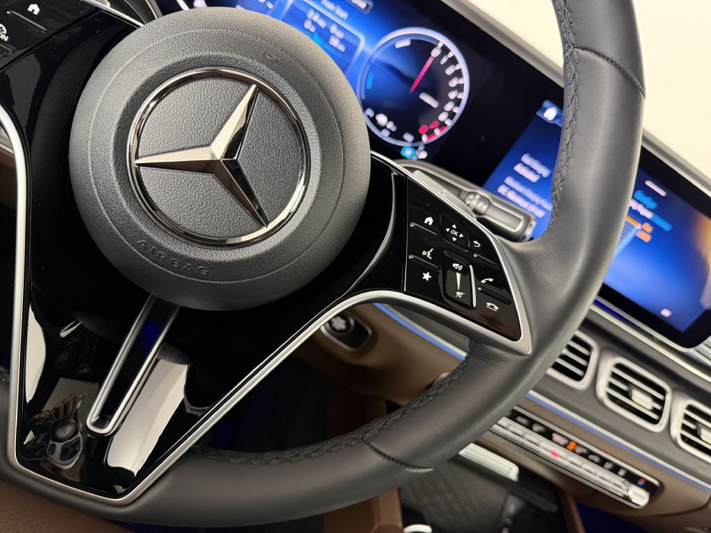 2025 Mercedes-Benz GLE-Class Image 33