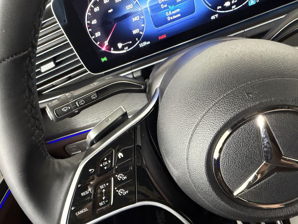 2025 Mercedes-Benz GLE-Class Image 36