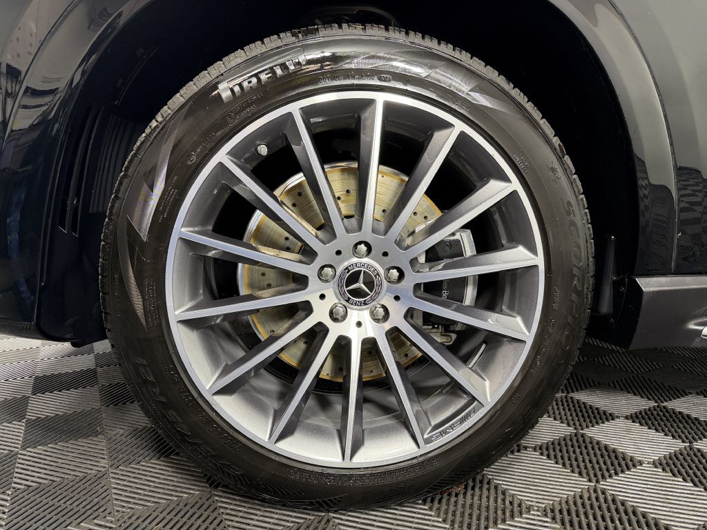 2025 Mercedes-Benz GLE-Class Image 42