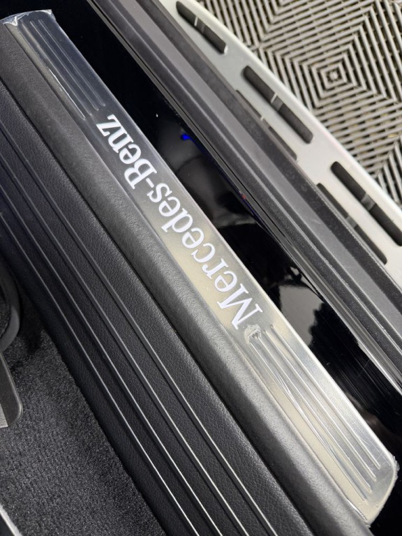 2025 Mercedes-Benz GLE-Class Image 48