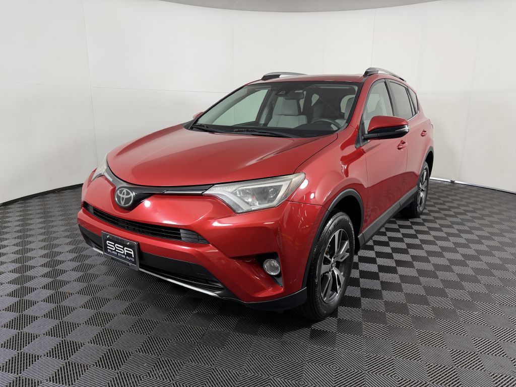 2017 Toyota Rav4 Image 1