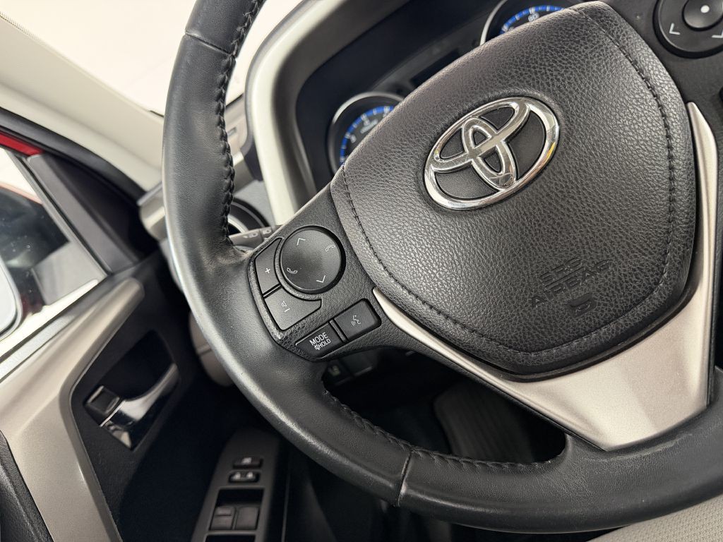 2017 Toyota Rav4 Image 27