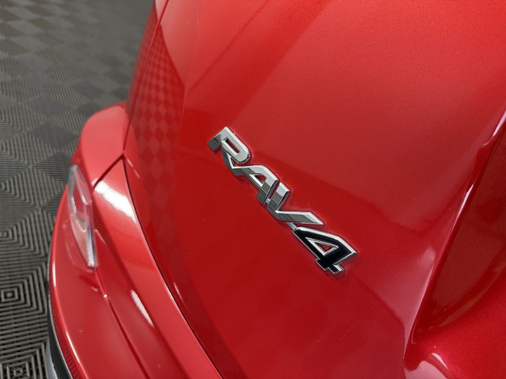 2017 Toyota Rav4 Image 36