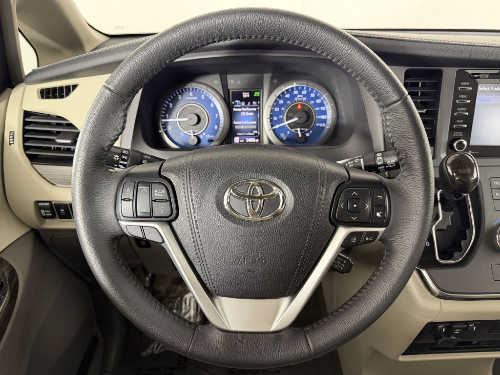 2018 Toyota Sienna Image 29