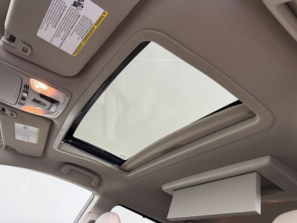 2018 Toyota Sienna Image 40