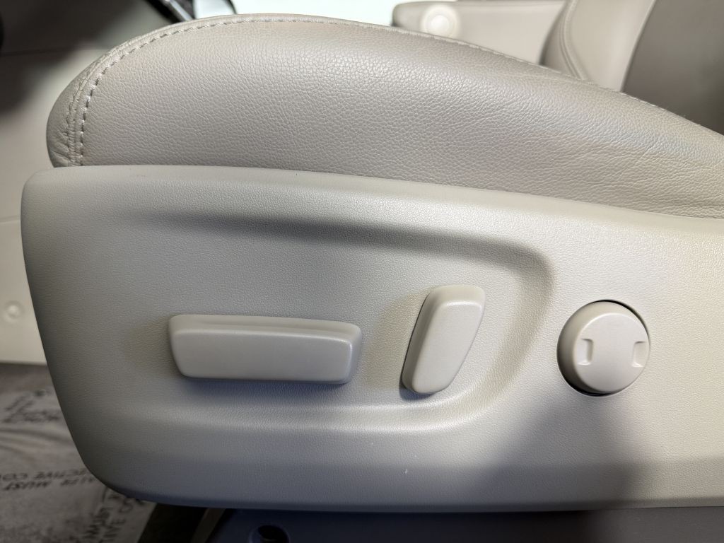 2018 Toyota Sienna Image 44