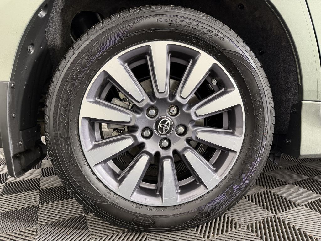 2018 Toyota Sienna Image 55