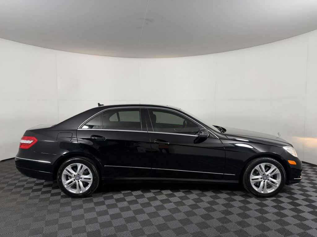 2011 Mercedes-Benz E-Class Image 5