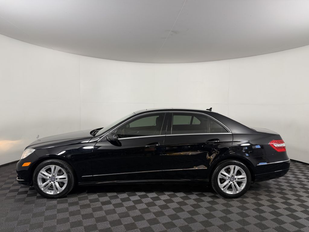 2011 Mercedes-Benz E-Class Image 10