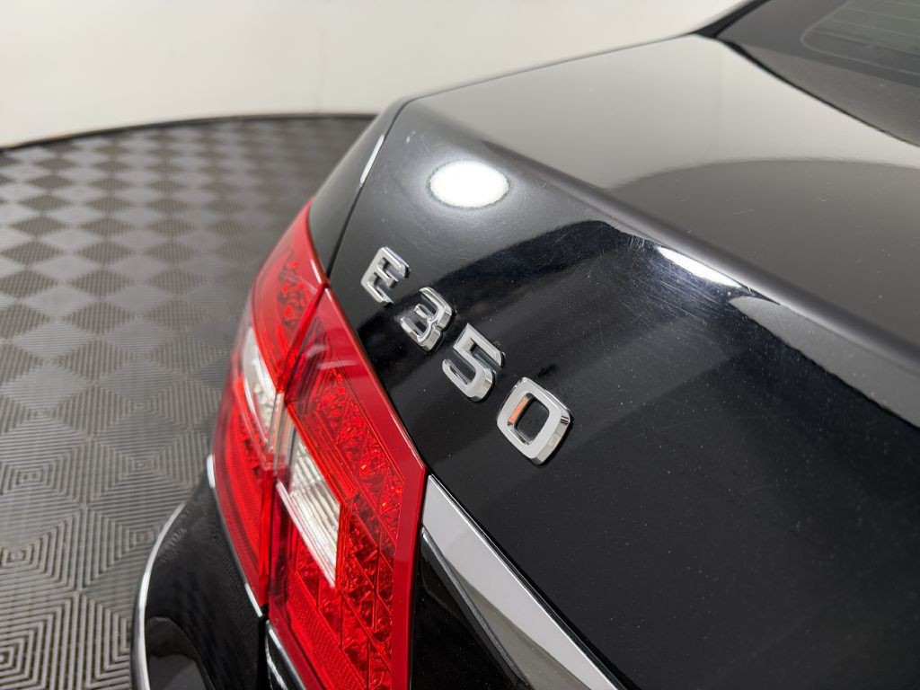 2011 Mercedes-Benz E-Class Image 12