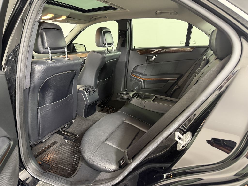 2011 Mercedes-Benz E-Class Image 20