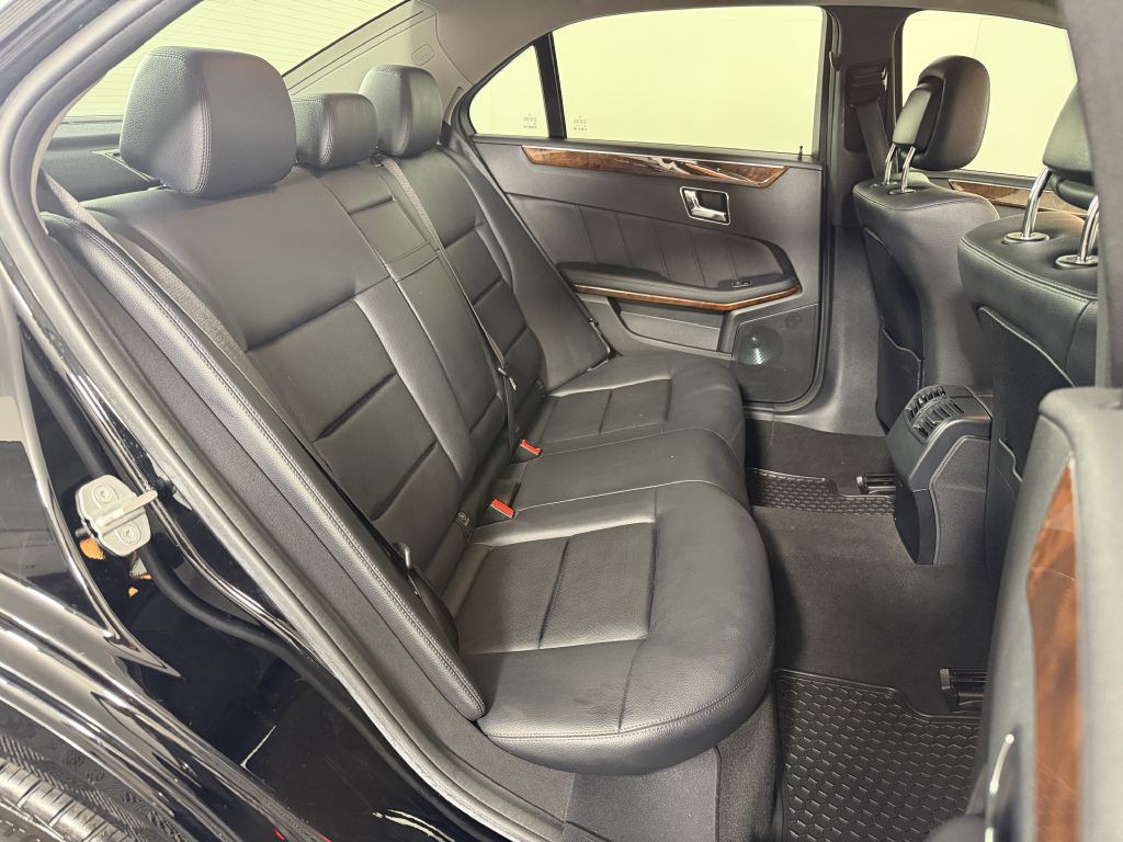 2011 Mercedes-Benz E-Class Image 23