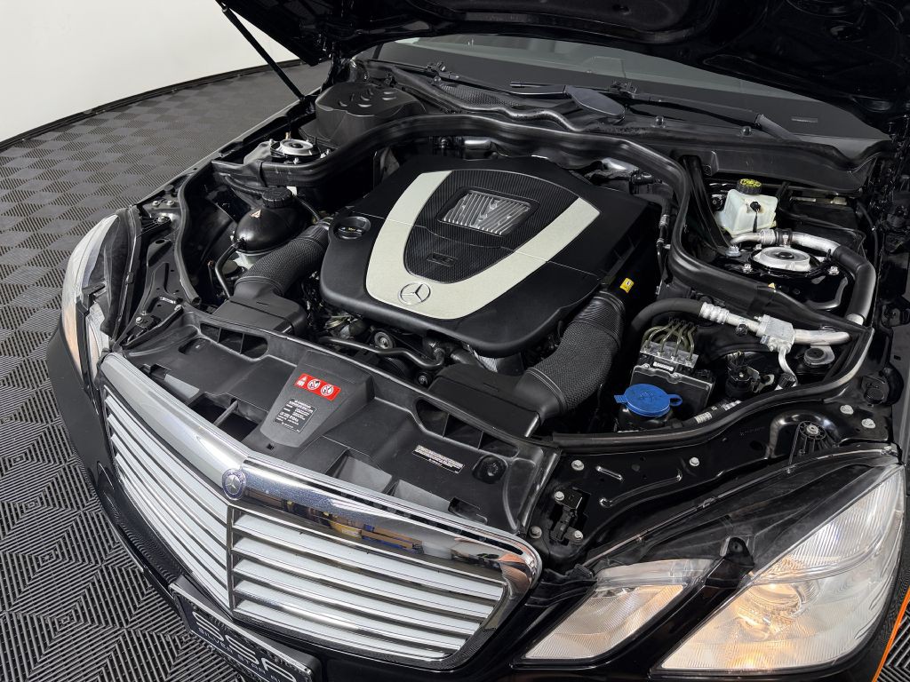 2011 Mercedes-Benz E-Class Image 42