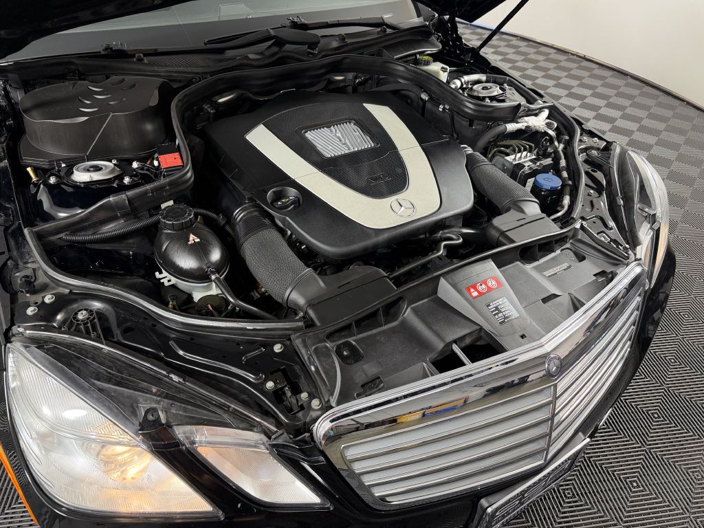 2011 Mercedes-Benz E-Class Image 43