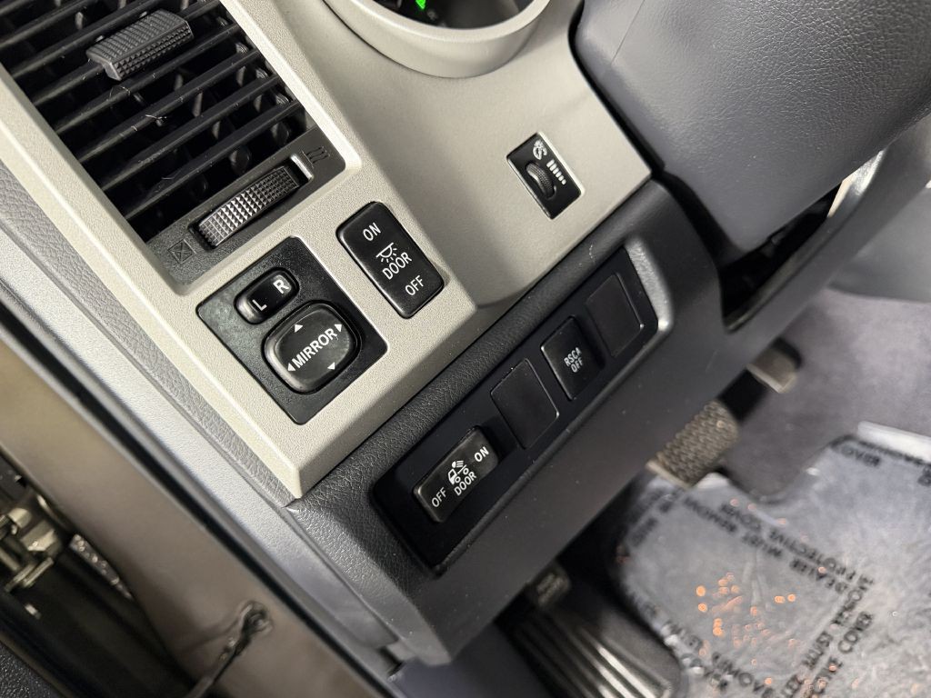 2008 Toyota Tundra Image 35