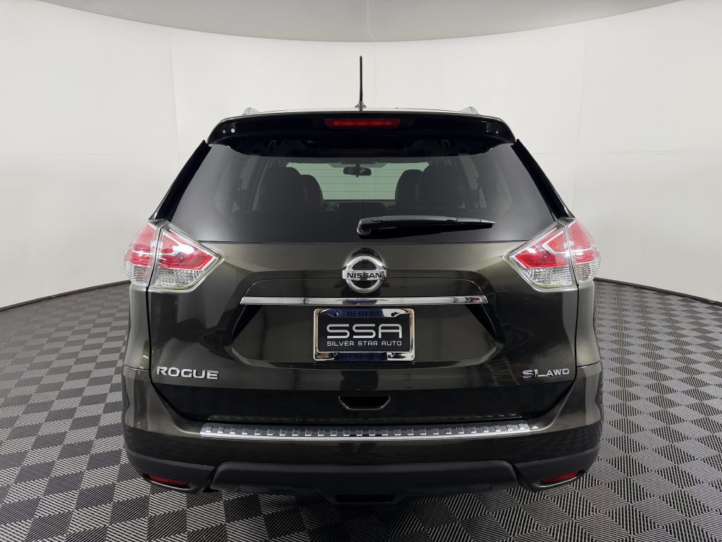 2016 Nissan Rogue Image 8