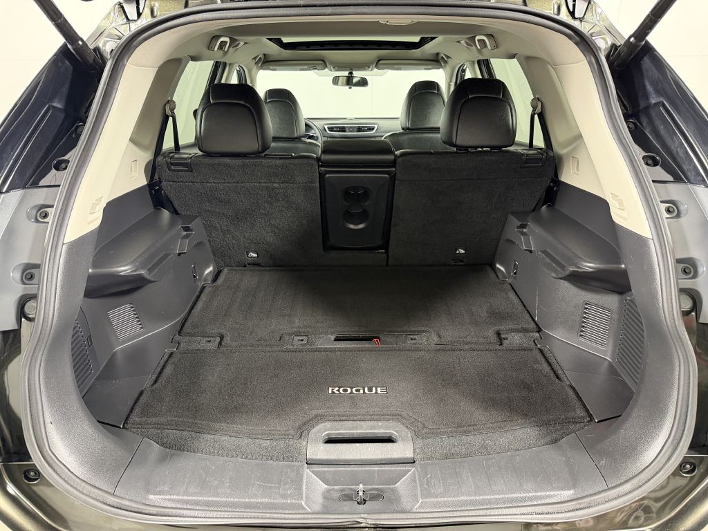 2016 Nissan Rogue Image 11