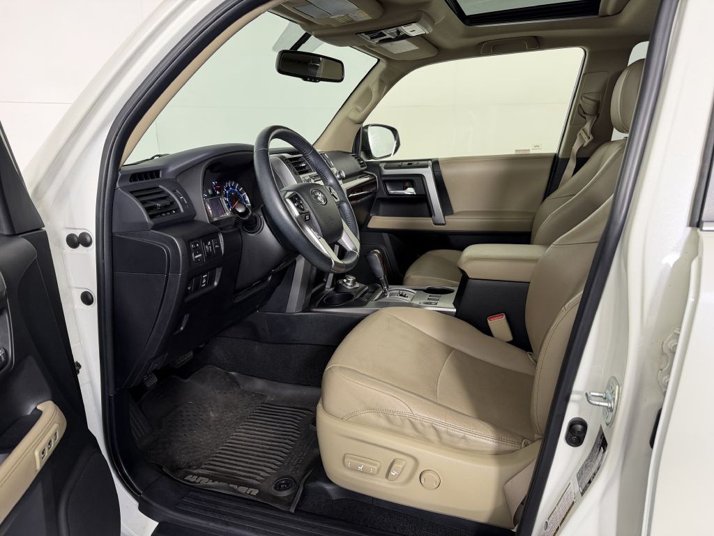 2018 Toyota 4Runner Image 15