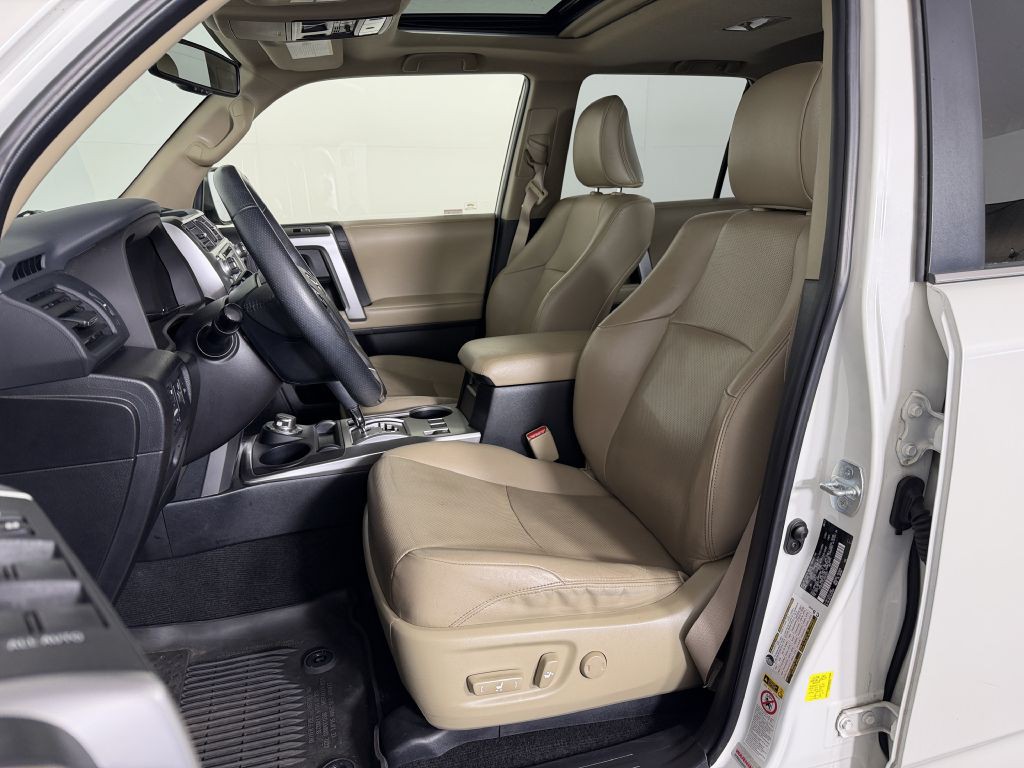 2018 Toyota 4Runner Image 16