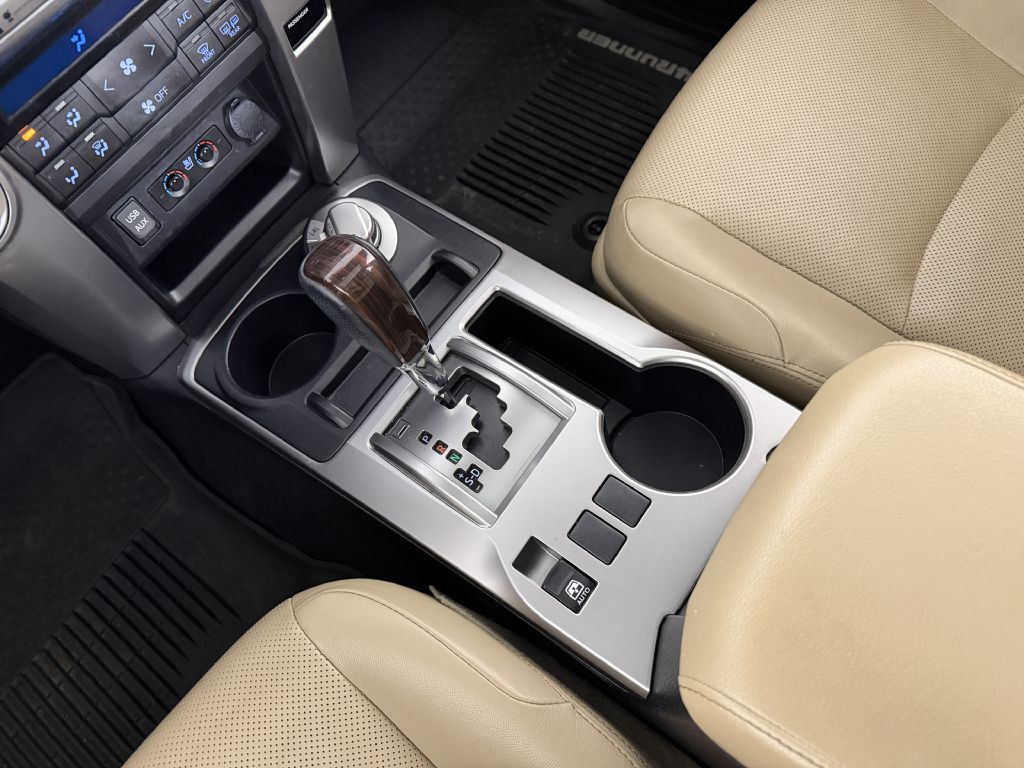 2018 Toyota 4Runner Image 30