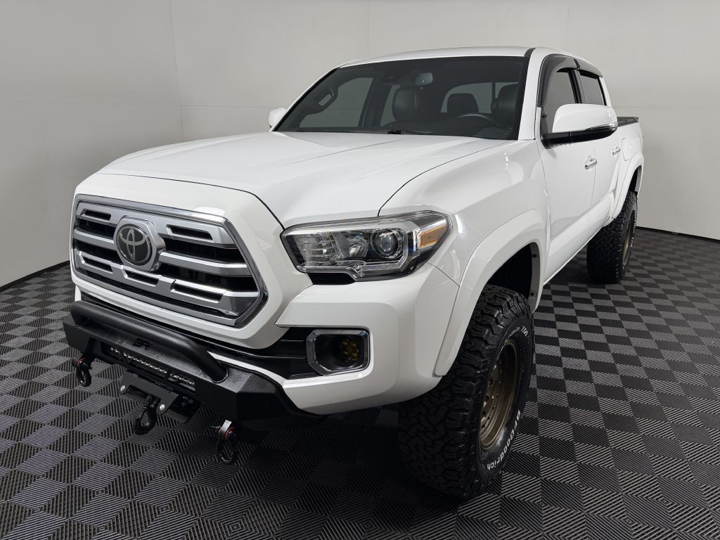 2019 Toyota Tacoma Image 1