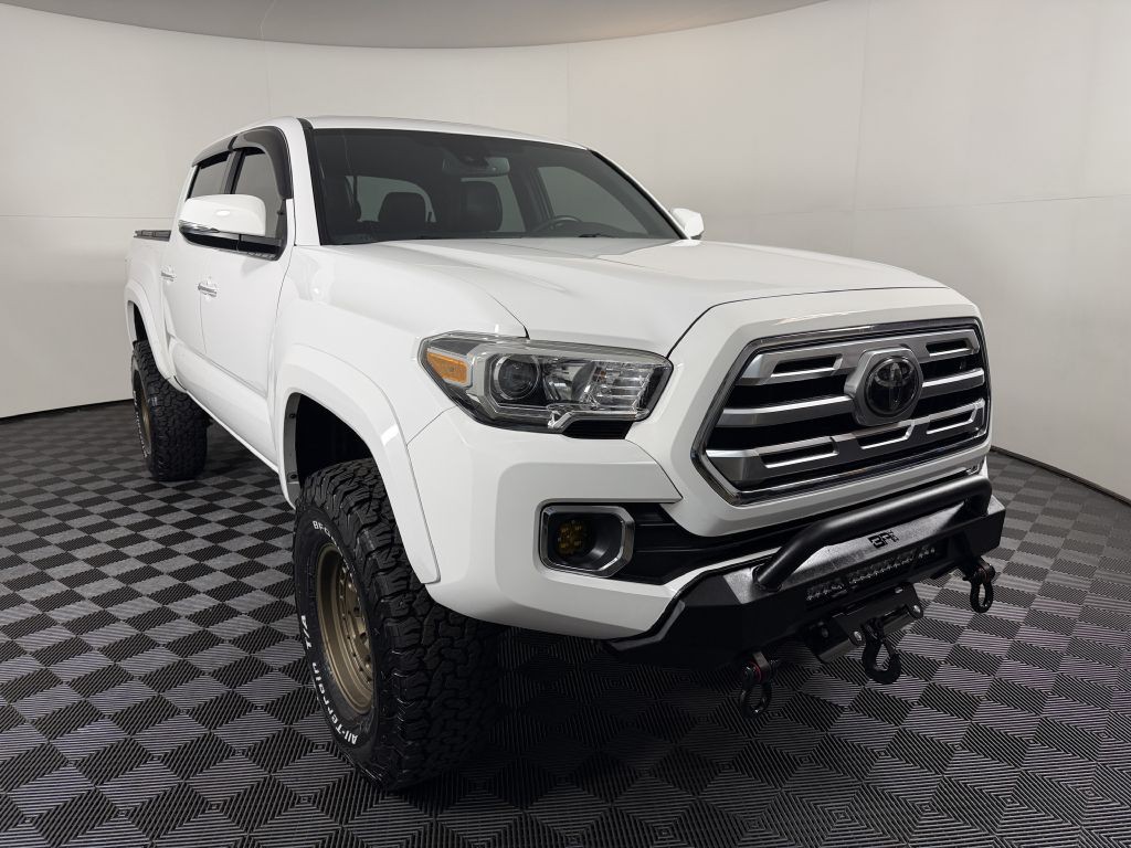 2019 Toyota Tacoma Image 3