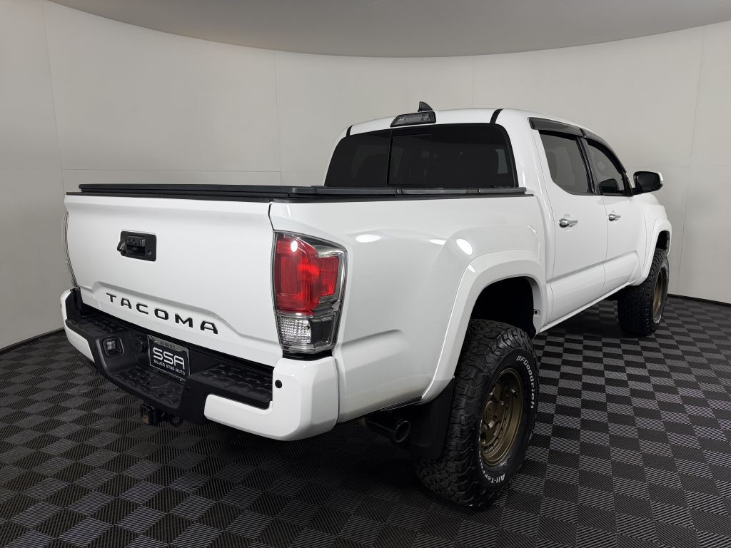 2019 Toyota Tacoma Image 5