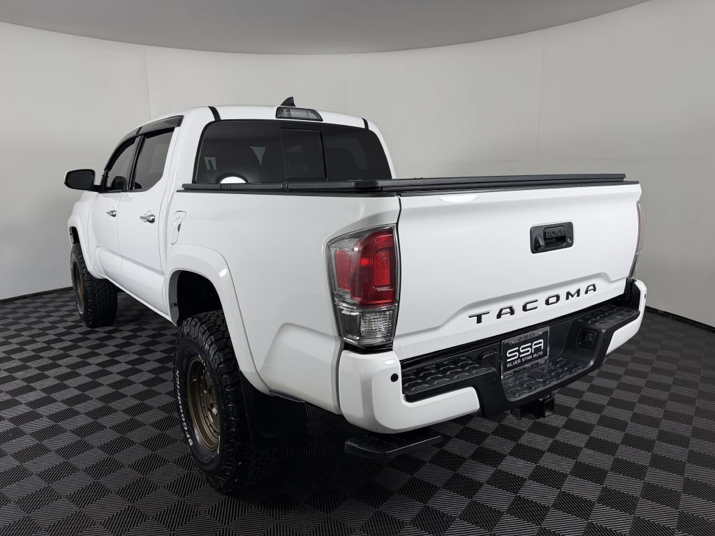 2019 Toyota Tacoma Image 7