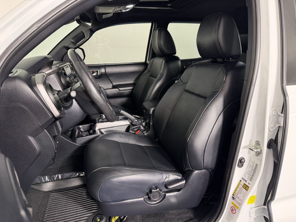 2019 Toyota Tacoma Image 14