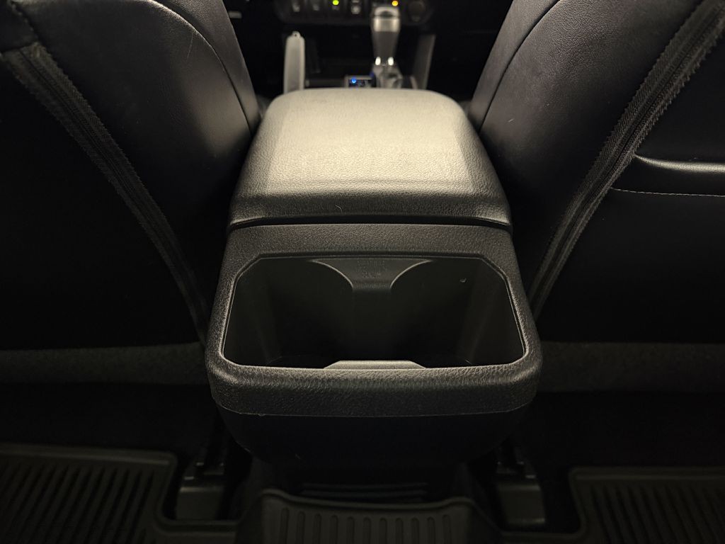 2019 Toyota Tacoma Image 32