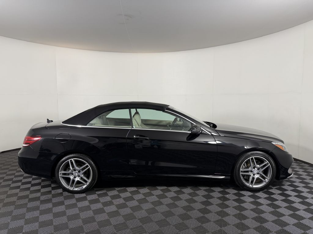 2016 Mercedes-Benz E-Class Image 5