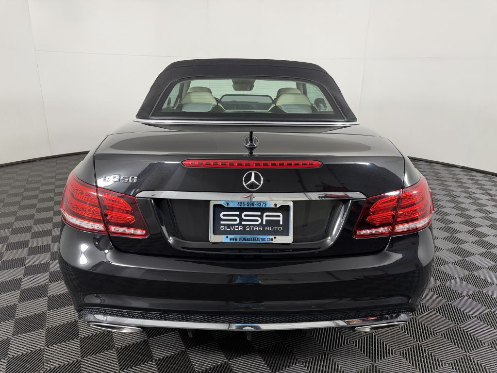 2016 Mercedes-Benz E-Class Image 8