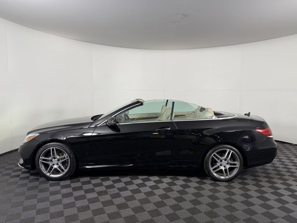 2016 Mercedes-Benz E-Class Image 16