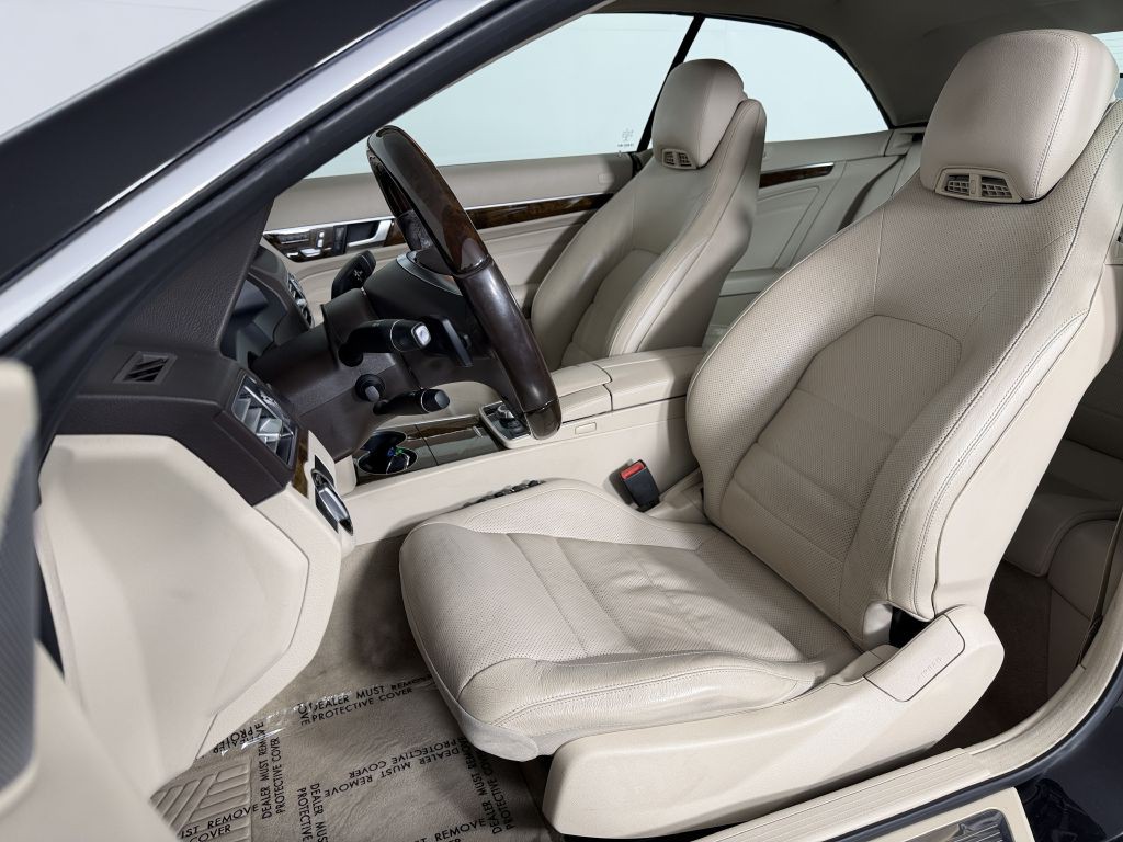 2016 Mercedes-Benz E-Class Image 25