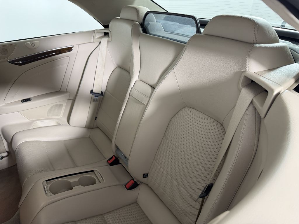 2016 Mercedes-Benz E-Class Image 26