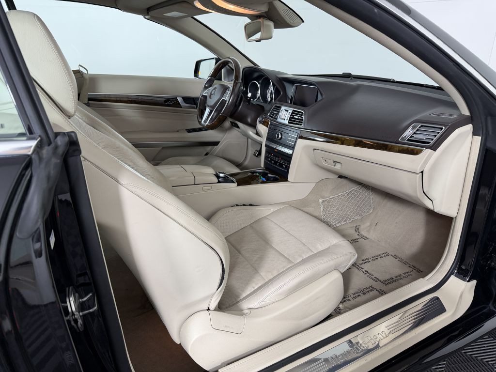 2016 Mercedes-Benz E-Class Image 27