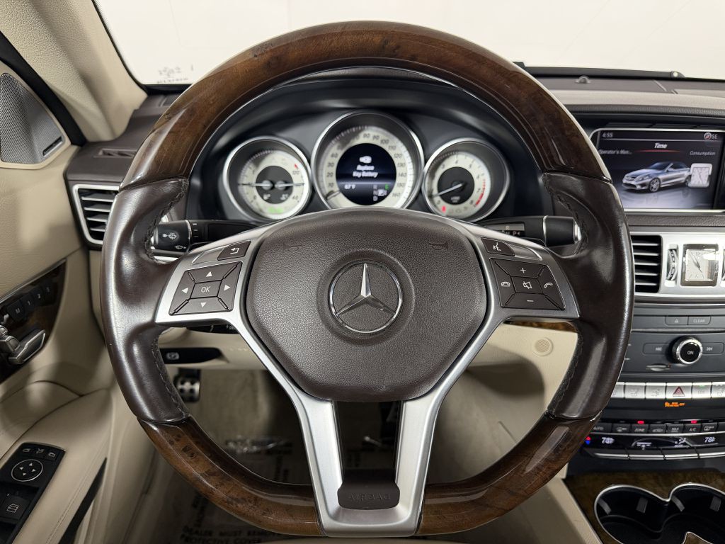 2016 Mercedes-Benz E-Class Image 31