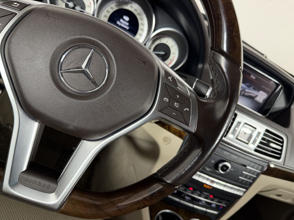 2016 Mercedes-Benz E-Class Image 32