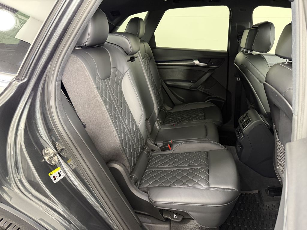 2018 Audi Q5 Image 16