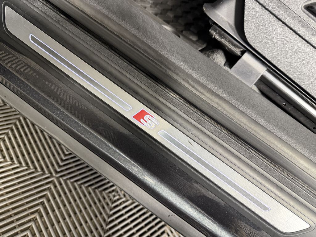 2018 Audi Q5 Image 32
