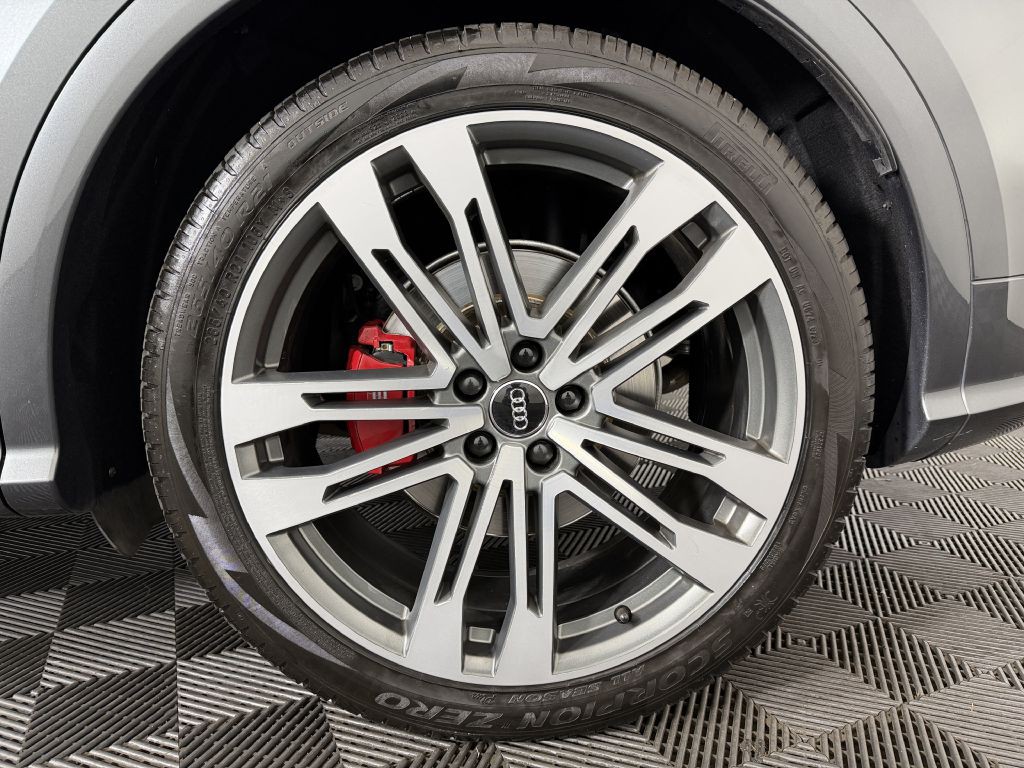 2018 Audi Q5 Image 40