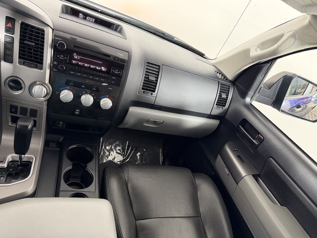 2010 Toyota Tundra Image 24