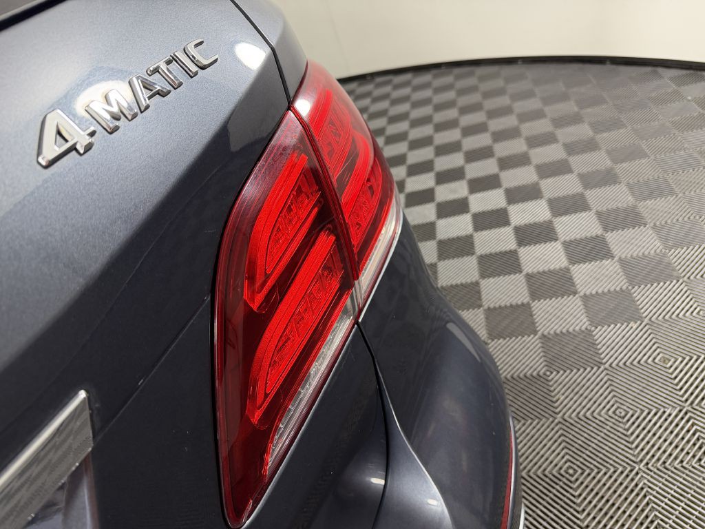 2016 Mercedes-Benz GLE-Class Image 12