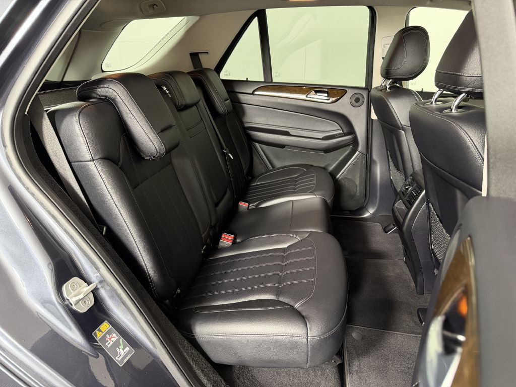 2016 Mercedes-Benz GLE-Class Image 21