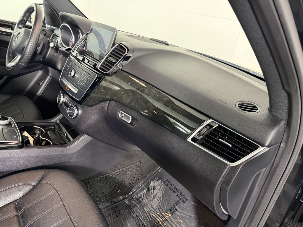 2017 Mercedes-Benz GLE-Class Image 23