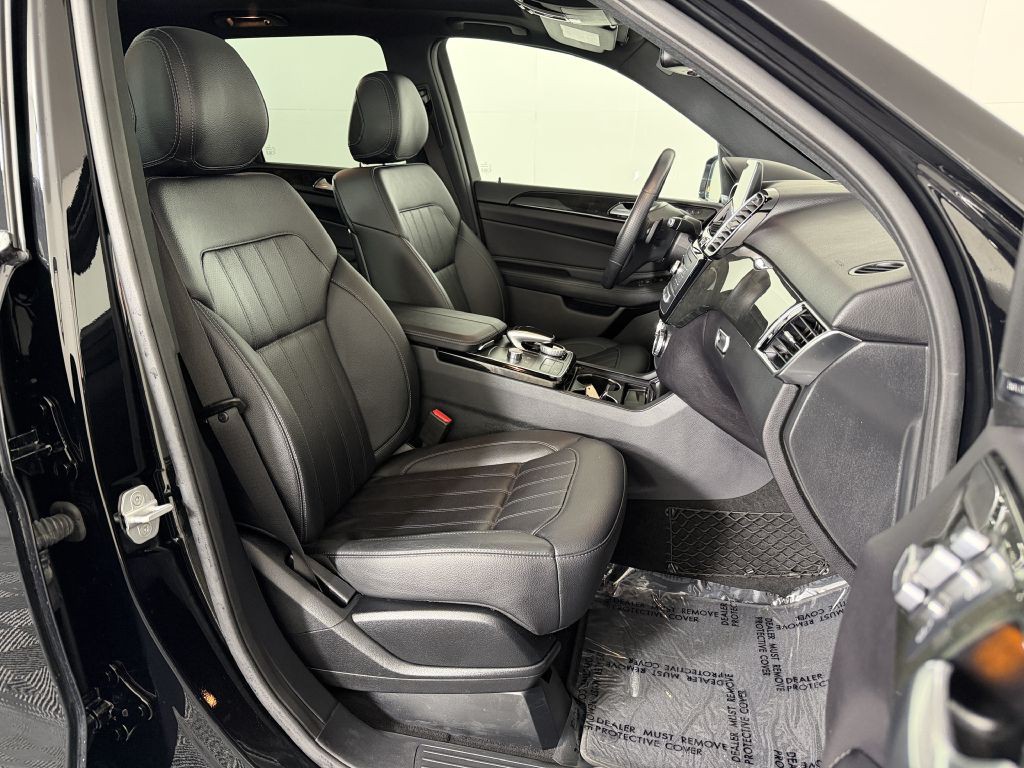 2017 Mercedes-Benz GLE-Class Image 24