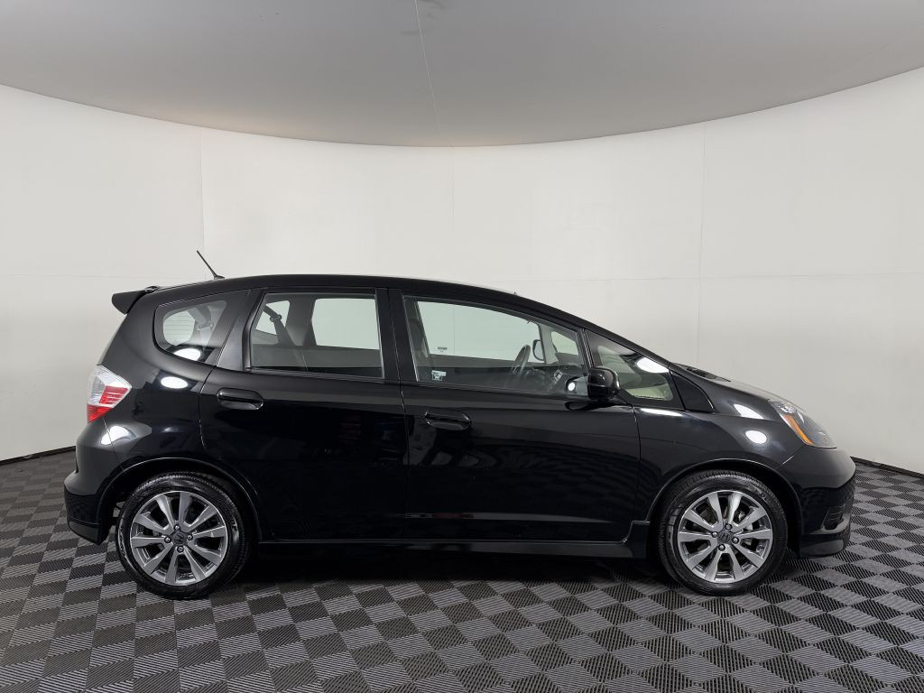 2012 Honda Fit Image 4