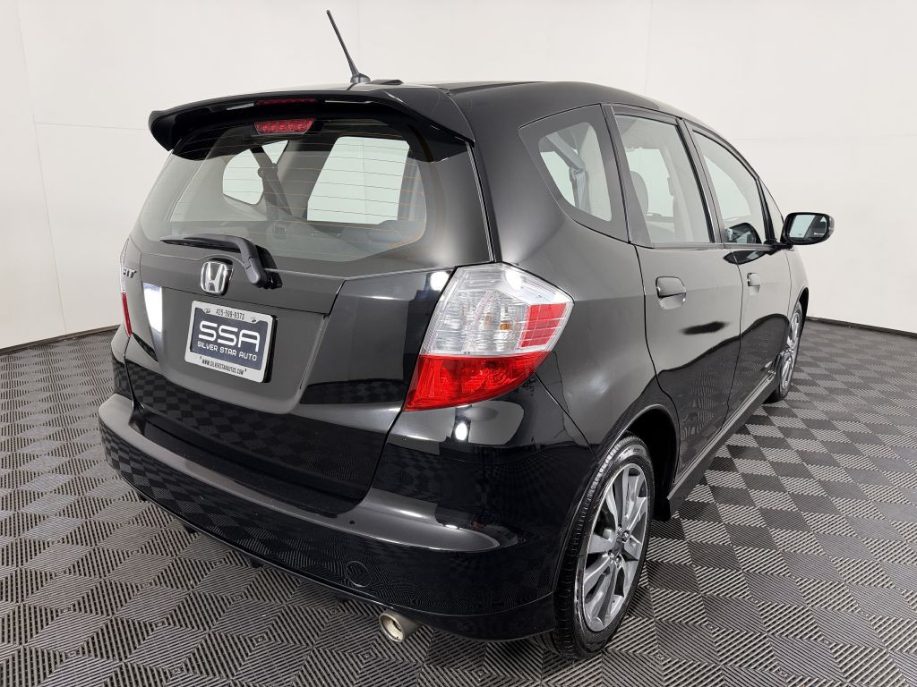 2012 Honda Fit Image 5